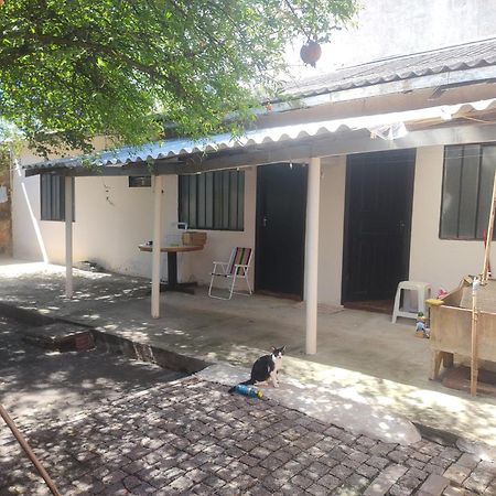 Pe De Pitanga - Unica Casa Arborizada Do Quarteirao Com Arvores Frutiferas Maringá Exterior photo